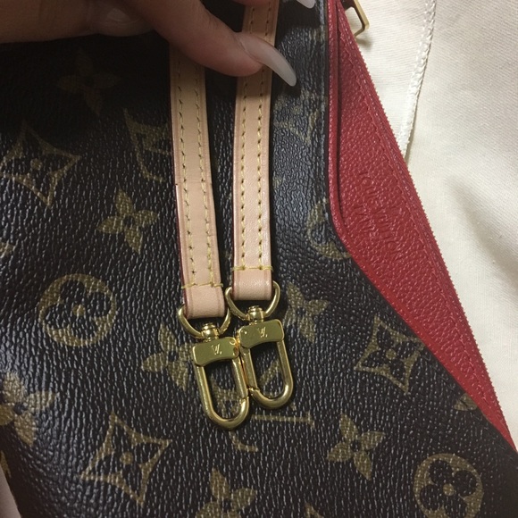 ❌❌SOLD‼️‼️Louis Vuitton Monogram Pallas Clutch - Picture 8 of 8